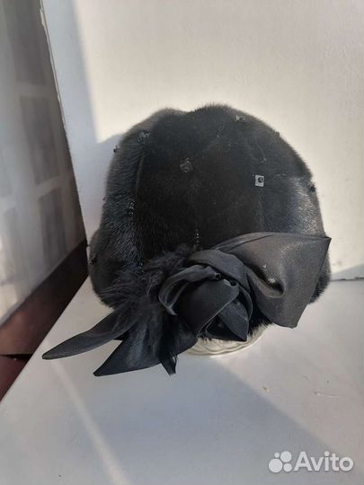 Шапка из нерпы женская
