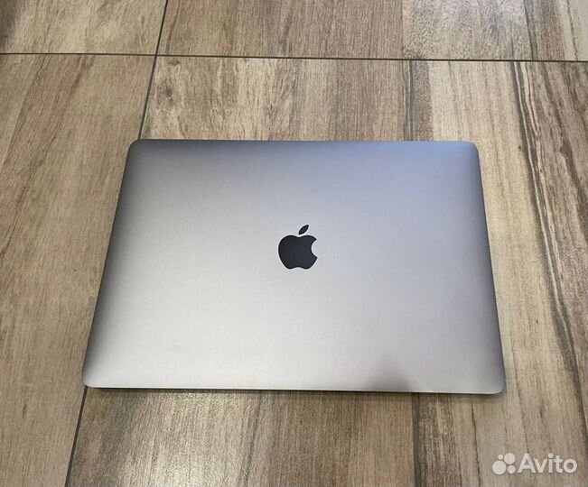 MacBook Air 2020 Space Grey i3\8gb\256ssd