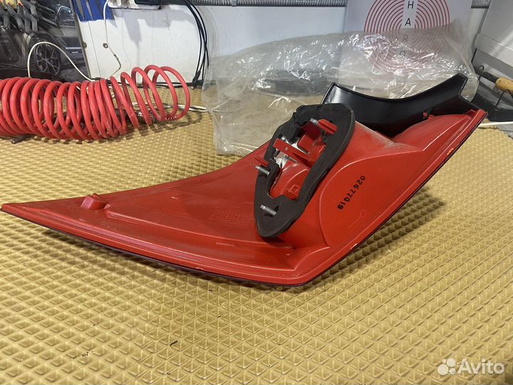 Фанарь правый Renault megane 2