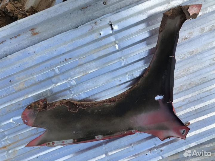 Крыло переднее левое Mazda 3 BK бк