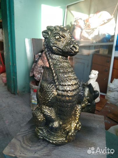 Копилка дракон