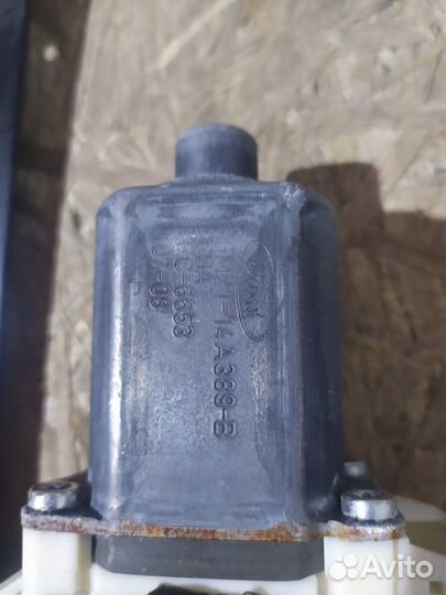 Стеклоподъёмник передний левый Ford Monde 4