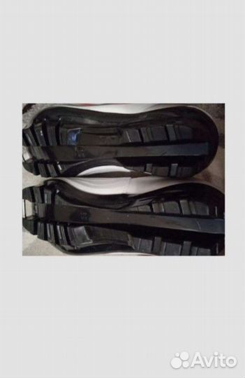 Ботинки лыжные