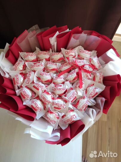 Сладкие букеты из конфет