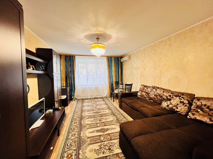 1-к. квартира, 42 м², 4/10 эт.
