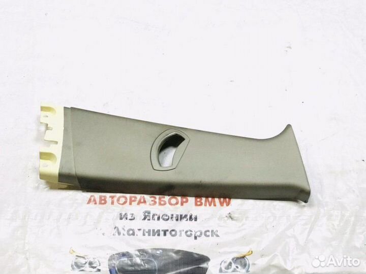 Обшивка центральной стойки правая Bmw X3 E83