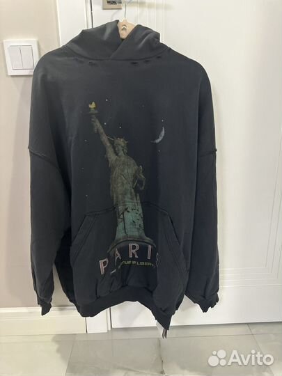 Balenciaga толстовка