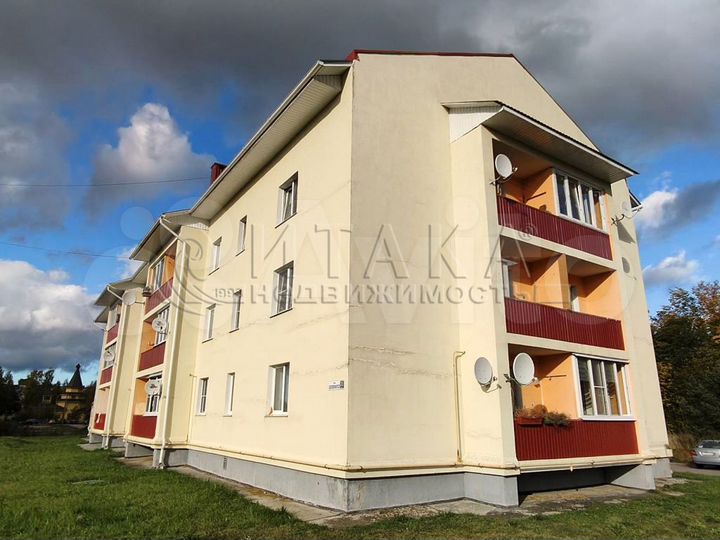 2-к. квартира, 47 м², 3/3 эт.