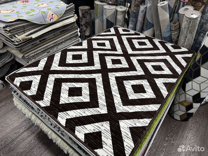 Ковер новый 1.2х1.7