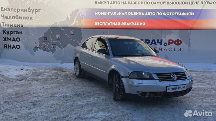 Замок двери передней правой Volkswagen Passat B5 3B1837016CA