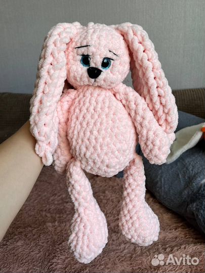 Вязанный заяц