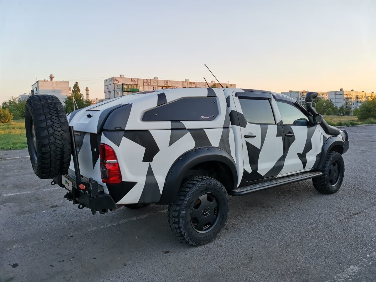 Toyota Hilux: фото владельца