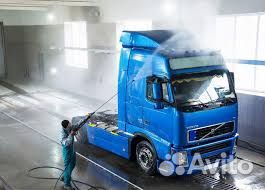 Автомойщик грузовых автомобилей