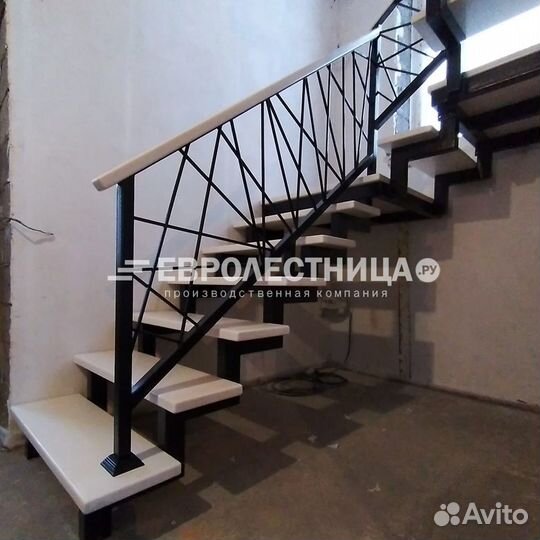 Лестница на второй этаж