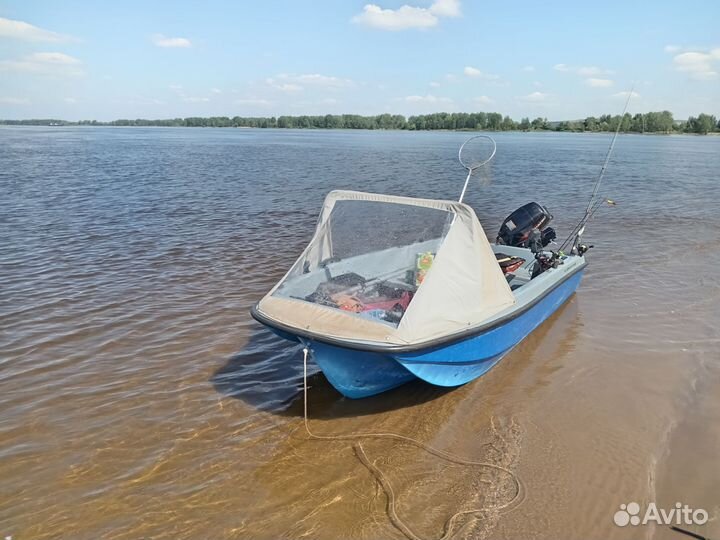 Продаю лодку с мотором
