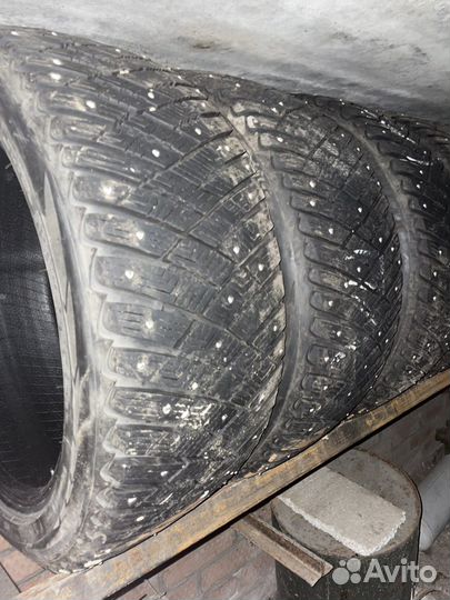 Goodyear Ultragrip Ice Arctic 225/45 R17