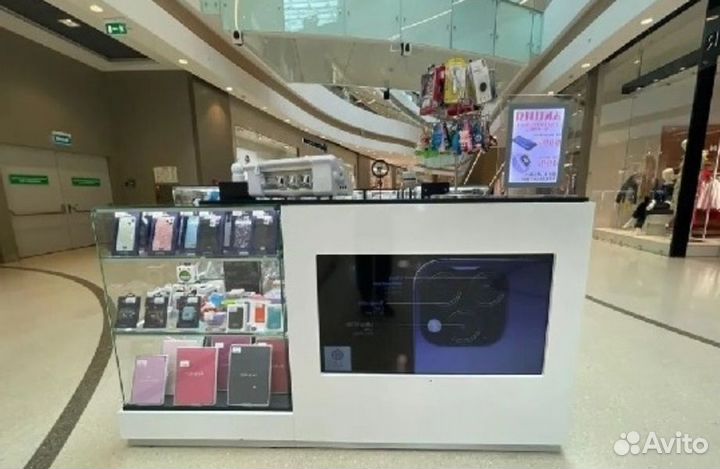 Остров в ТЦ с мобильными аксессуарами/ продается с