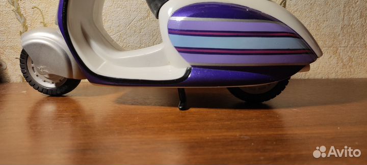 Игрушечный мотоцикл