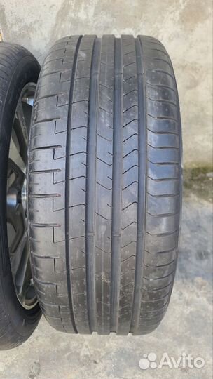 Pirelli P Zero 245/40 R20