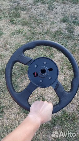 Руль momo