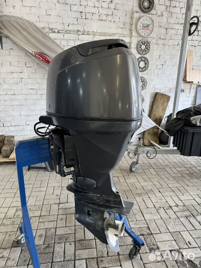 Подвесной лодочный мотор Ямаха Ф100