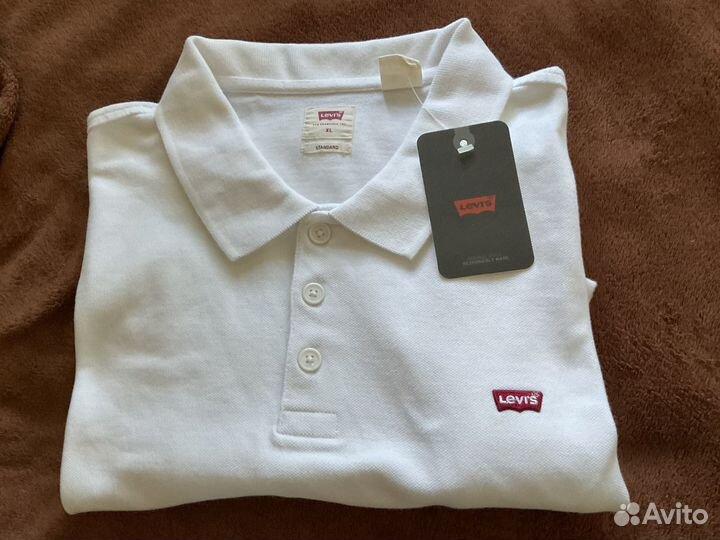 Levis polo