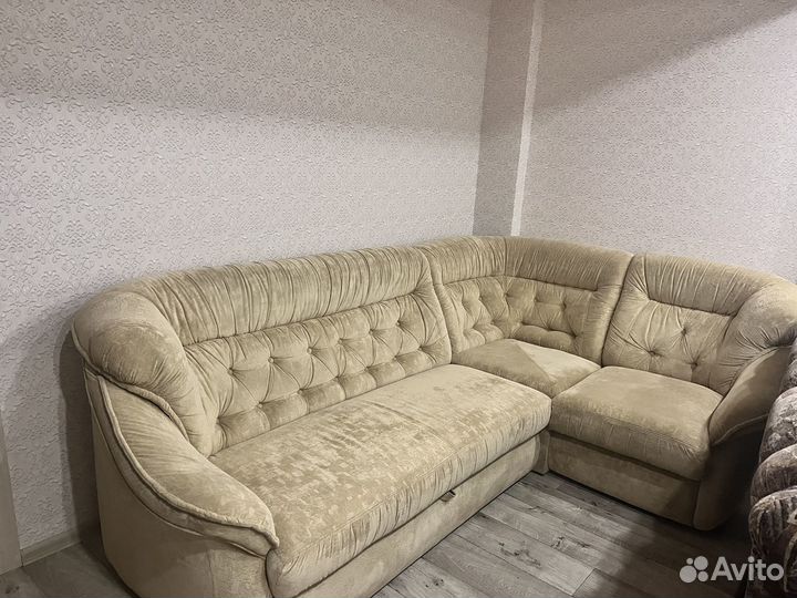 Угловой диван бу