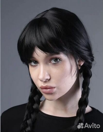 Парик черный с челкой