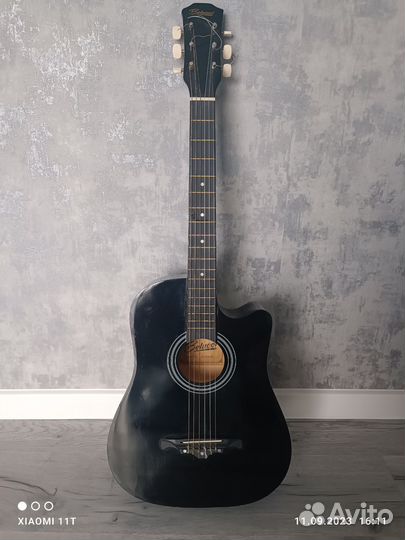 Гитара, подставка под ногу