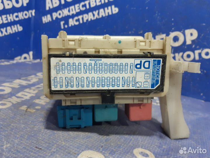 Блок предохранителей Toyota Matrix кроссовер