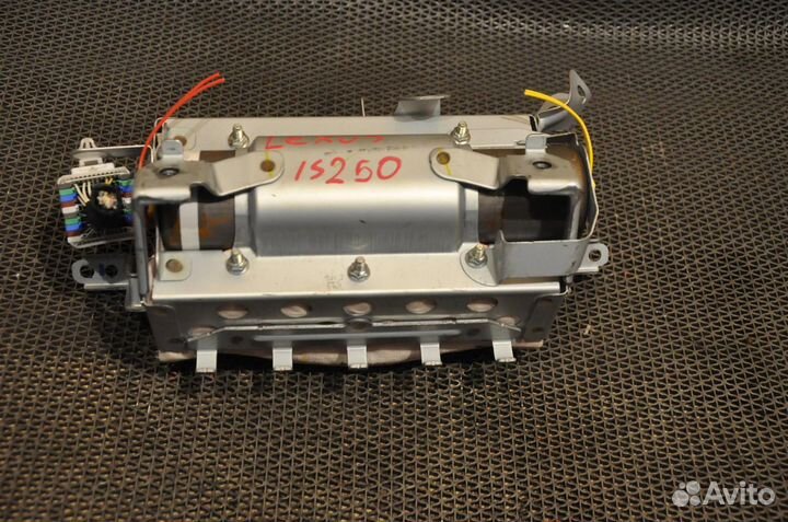 Подушка безопасности пассажира Lexus IS250 GSE20