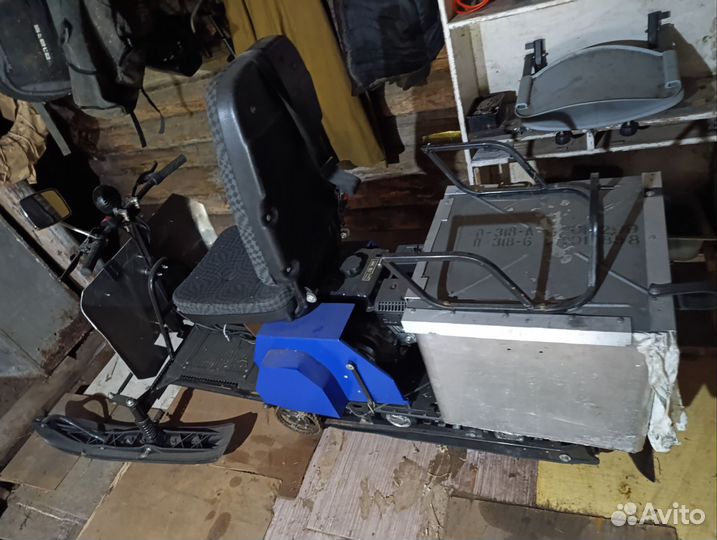 Продаем мотобуксировщик с лыжным модулем лидер