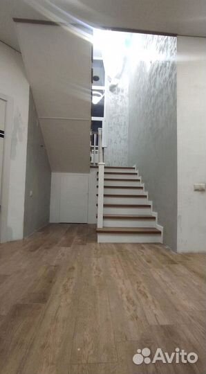 Металлокаркас лестницы