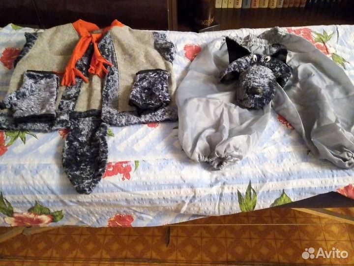 Новогодний костюм волка