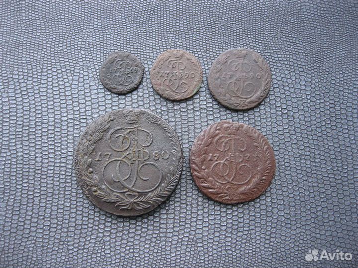 Продам старинные монеты