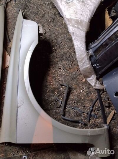 Крылья передние рено лагуна-2