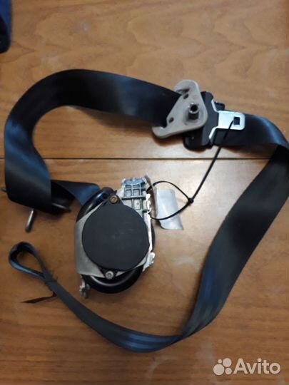 Продам ремни безопасности peugeot 207