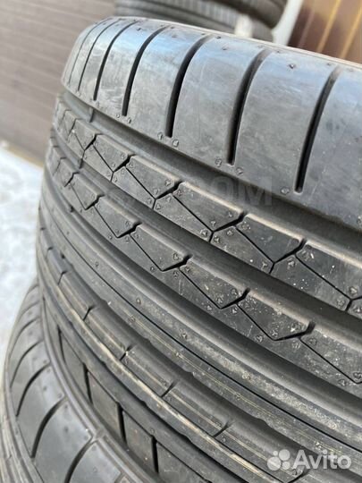 Dunlop SP Sport Maxx 275/45 R18