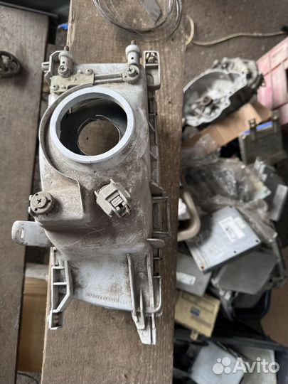 Фара правая Toyota Tercel