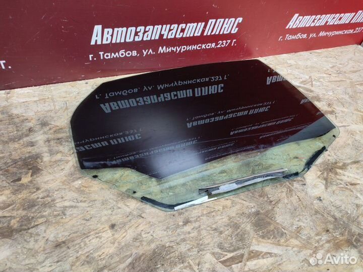 Стекло двери заднее правое LADA Vesta