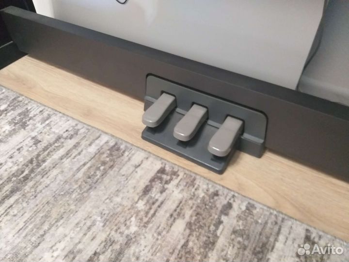 Цифровое пианино yamaha DGX-660