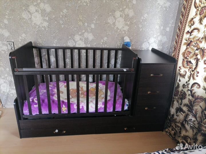 Детская кроватка