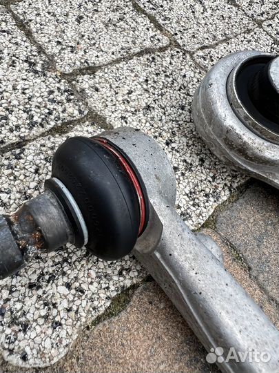 Рычаг передней подвески левый Audi Q7 4M