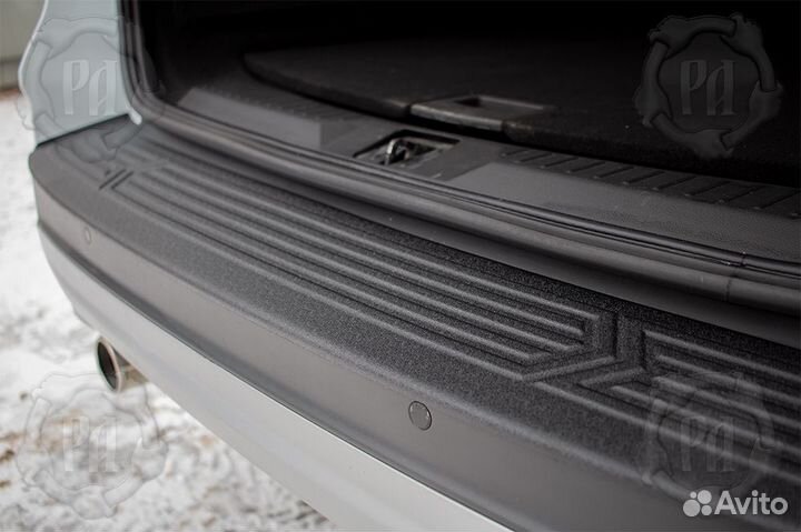 Накладка на бампер Ford Kuga (12-16) RA