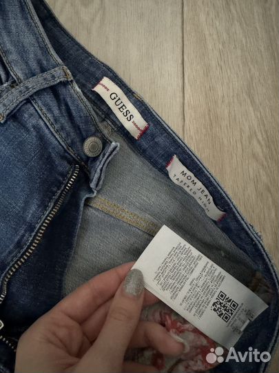 Джинсы guess