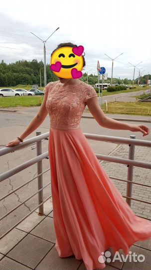 Платье вечернее 42-44 размер