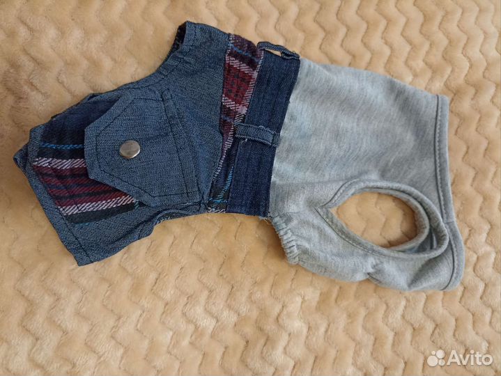 Комбинезон для маленькой собаки