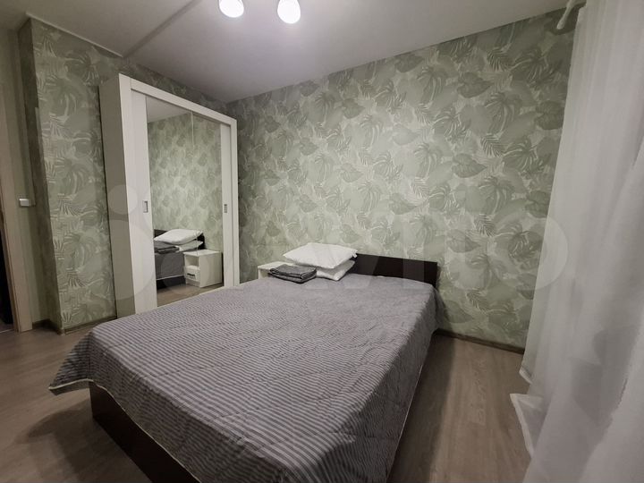 2-к. квартира, 56 м², 10/12 эт.