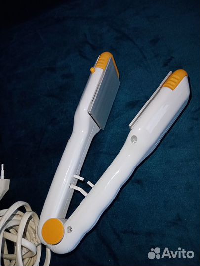 Фен для волос-утюжок