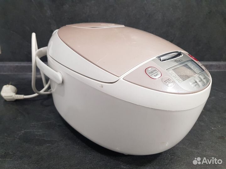 Мультиварка Scarlett